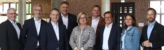 Die Arbeitsgemeinschaft caritativer Unternehmen (AcU) gestaltet Tarifpolitik für Dienstgeber!